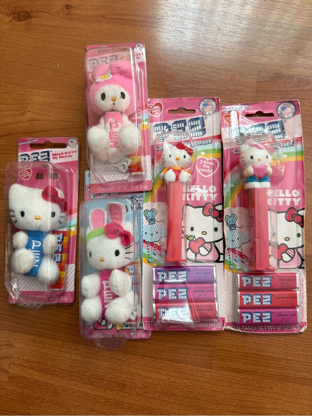 Hello Kitty Kids Plush & PEZ Dispenser Gift Pack - Pink